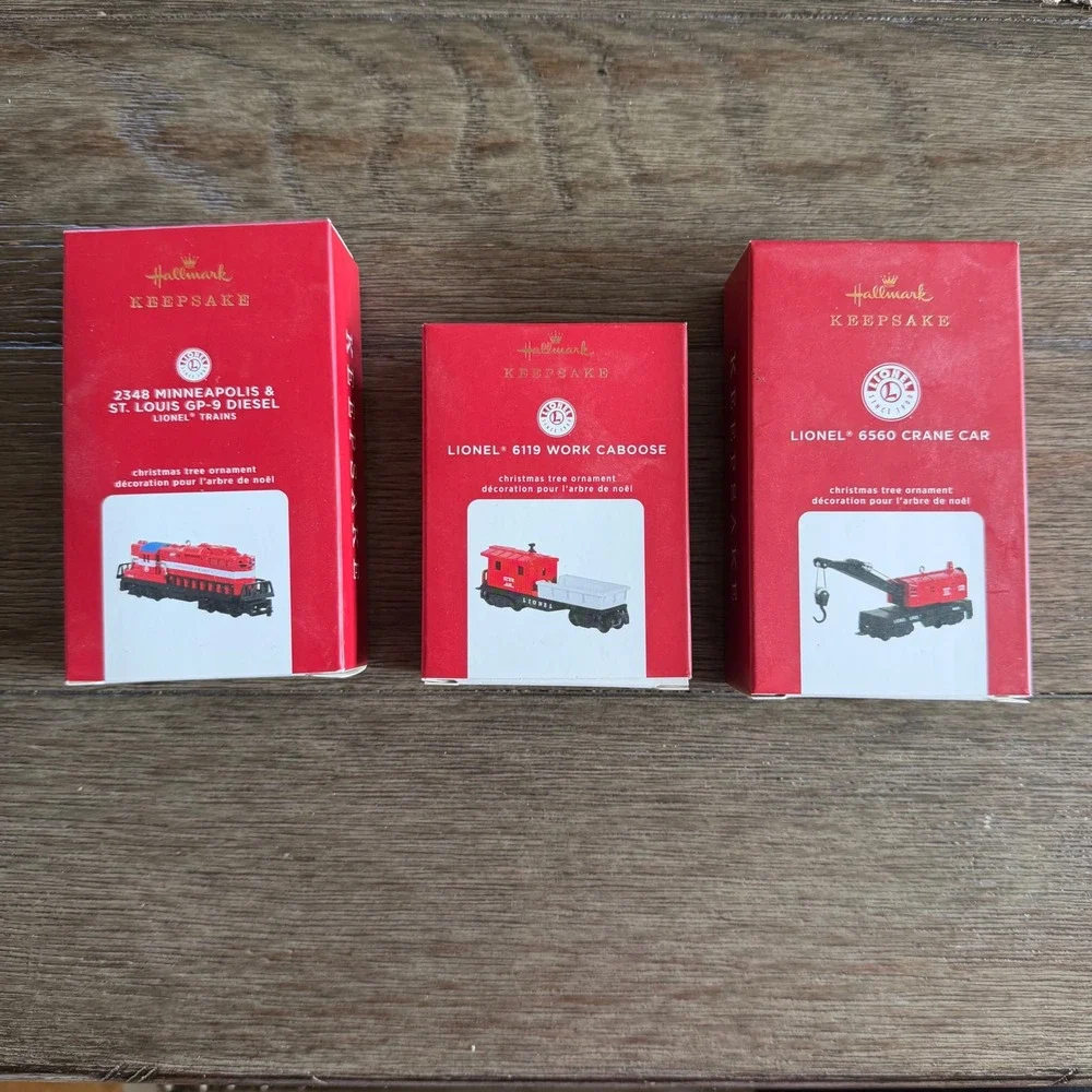 Hallmark Keepsake Lionel Trains Ornament Set GP-9 Diesel Crane Car‎ Work Caboose